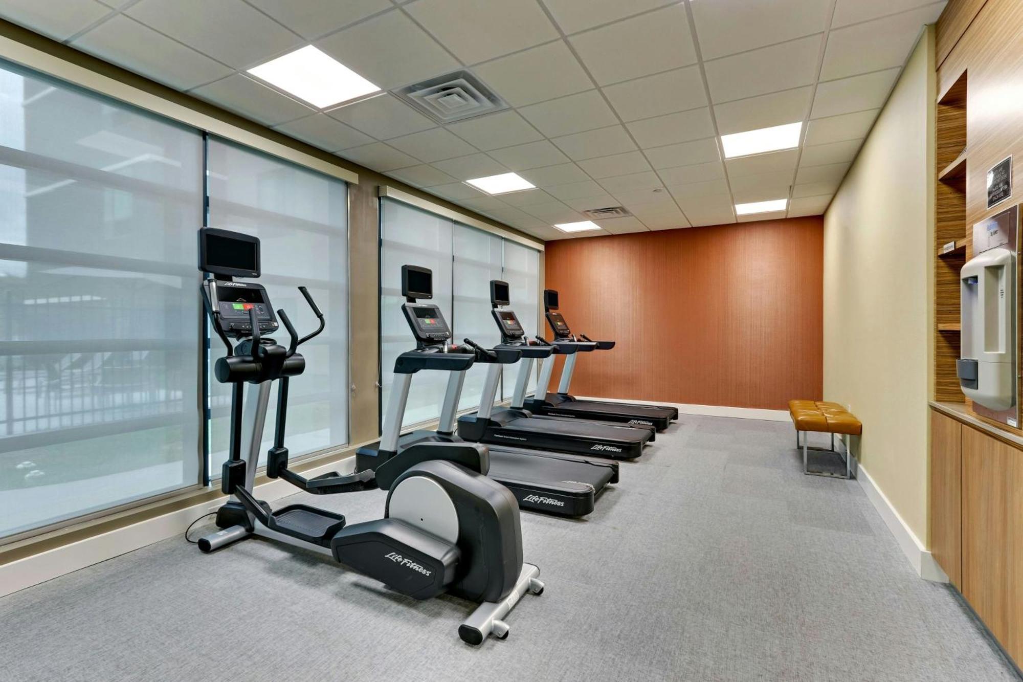 Towneplace Suites By Marriott Houston Northwest Beltway 8 Exterior foto